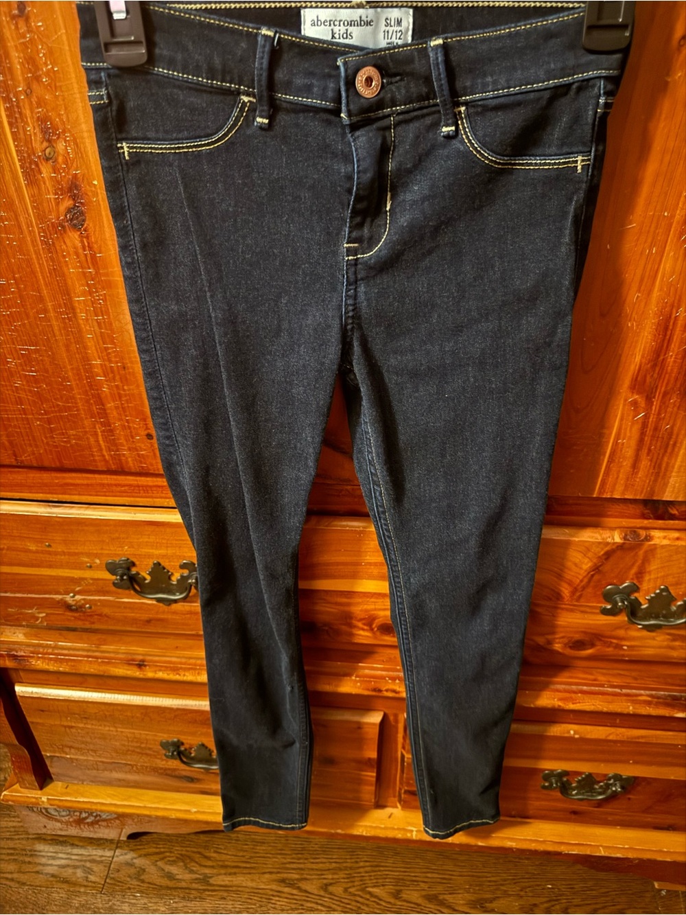 “Worn Once” Girls Size 11/12 Abercrombie & Fitch Dark Blue Skinny Jeans
